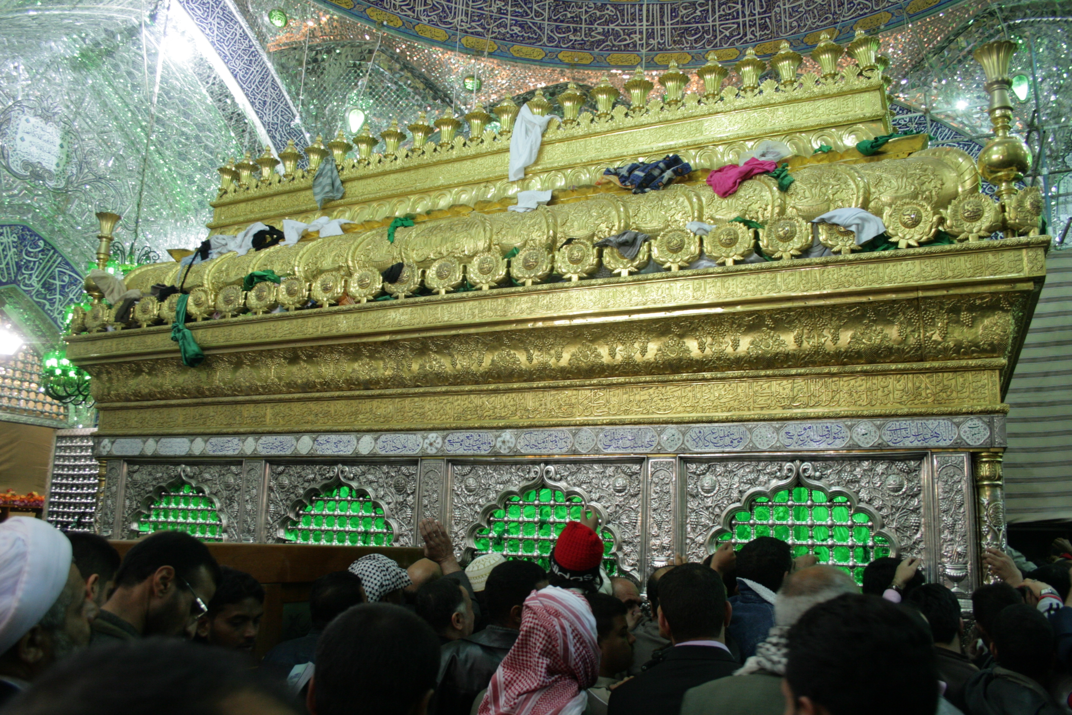 ضريح الإمام علي (عليه السلام)