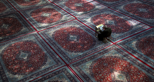 اللهم صل على محمد وآل محمد