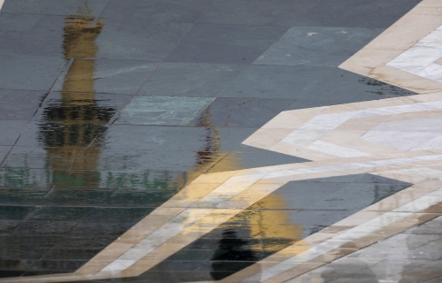 بين الحرمين الشريفين 