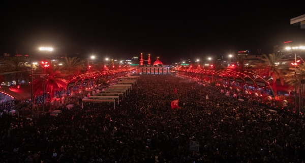 مراسيم تبديل راية قبة الإمام الحسين (ع)