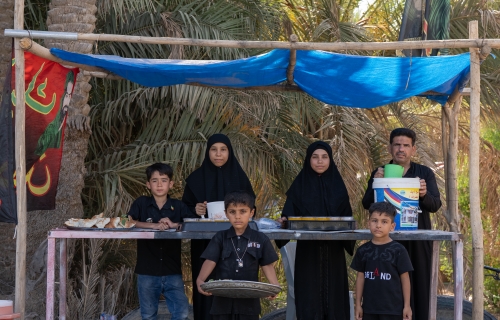 موكب أنصار الإمام الحسين (ع) يستقبلون مشاية الإربعين