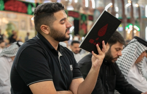 أجواء قراءة دعاء الندبة في الصحن الحسيني الشريف