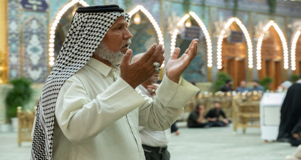 أجواء الدعاء في الصحن العباسي الشريف