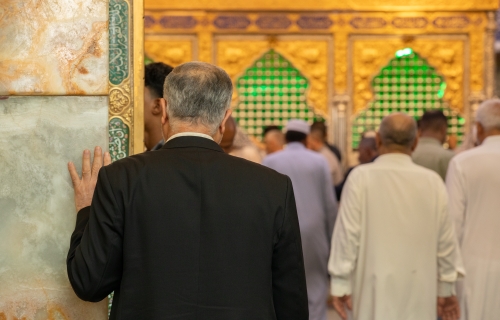 السلام عليك ياقمر بني هاشم