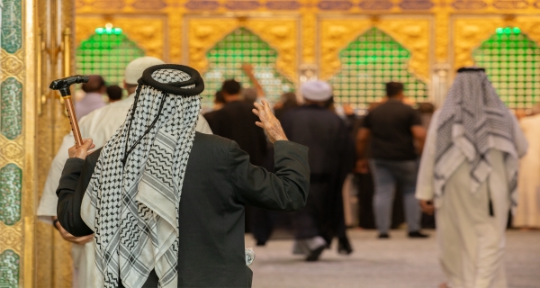 اَلسَّلامُ عَلَيْكَ يَا أَبَا الْفَضْلِ الْعَبَّاسَ بْنَ أَمِيرِ الْمُؤْمِنينَ
